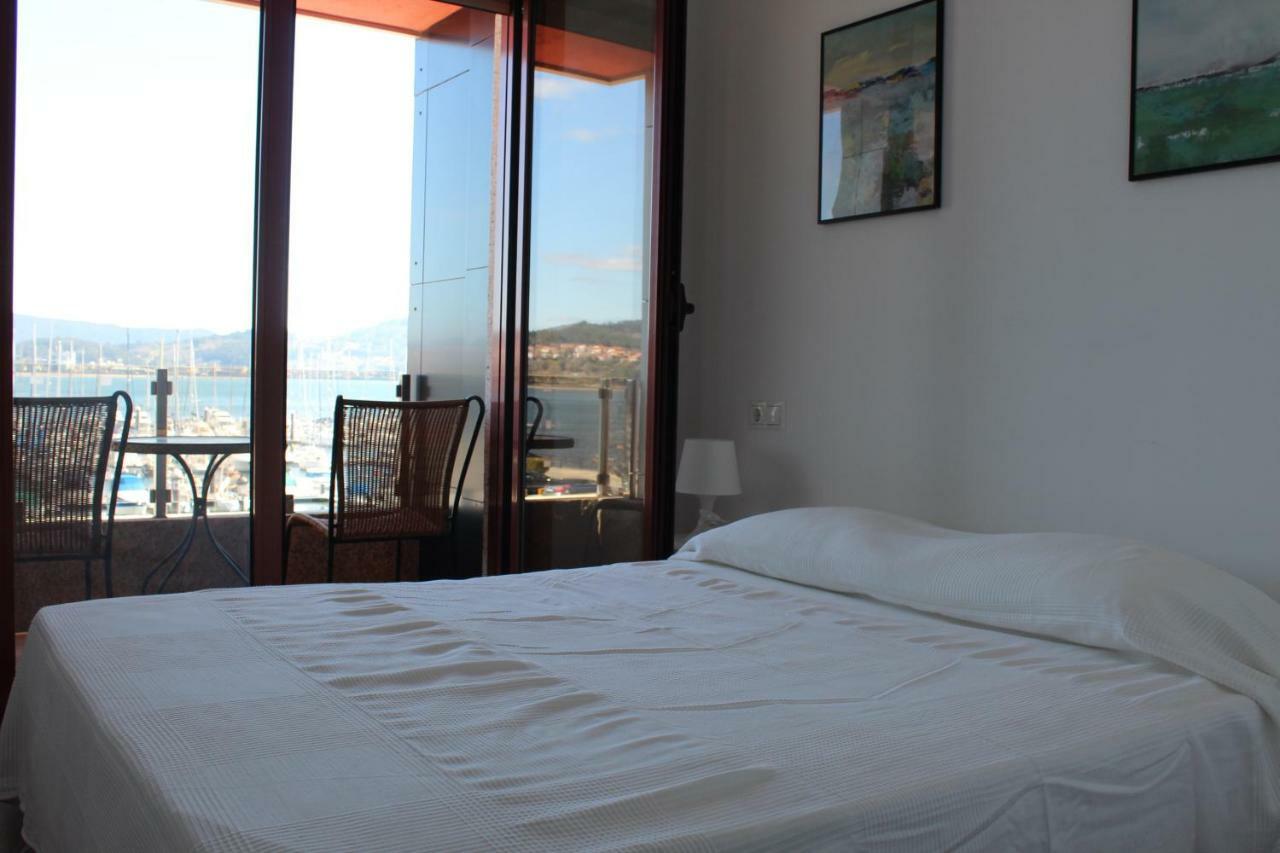 Piso En Combarro A 1º Linea De Costa Apartment Exterior photo